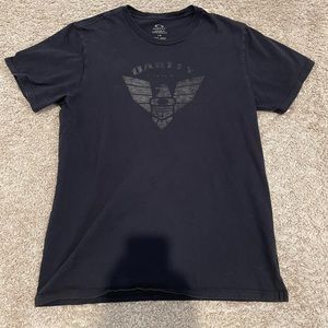 Oakley black t shirt